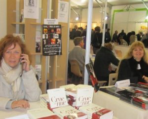 Eva Darlan actrice et auteure Salon du Livre de Villeneuve sur lot