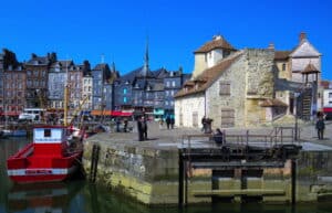 Expo Vilcaz à La P'tite Galerie d'aout à sept 2026